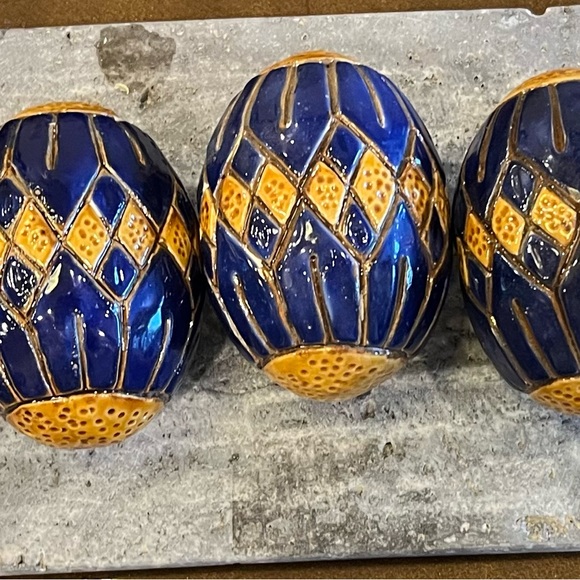Easter Egg Decor! Ceramic Blue Golden Yellow Geometric Design Light Weight Decor - Picture 2 of 10
